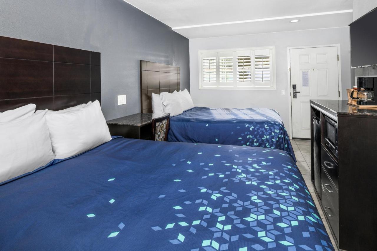 Scandia Motel Carlsbad Eksteriør billede